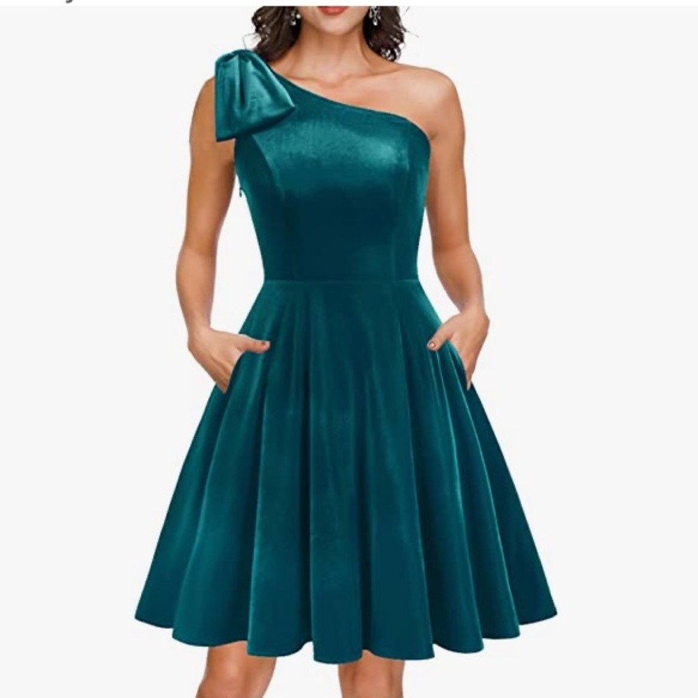 Women's Bow One Shoulder Dress with Pockets Cocktail Party Dress (velvet) (BNWT)